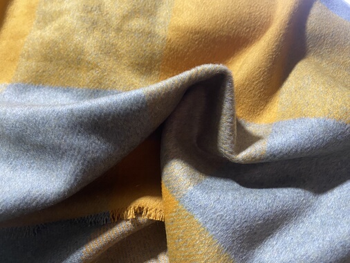 d0131 格子羊绒设计师布料三米乘1.40