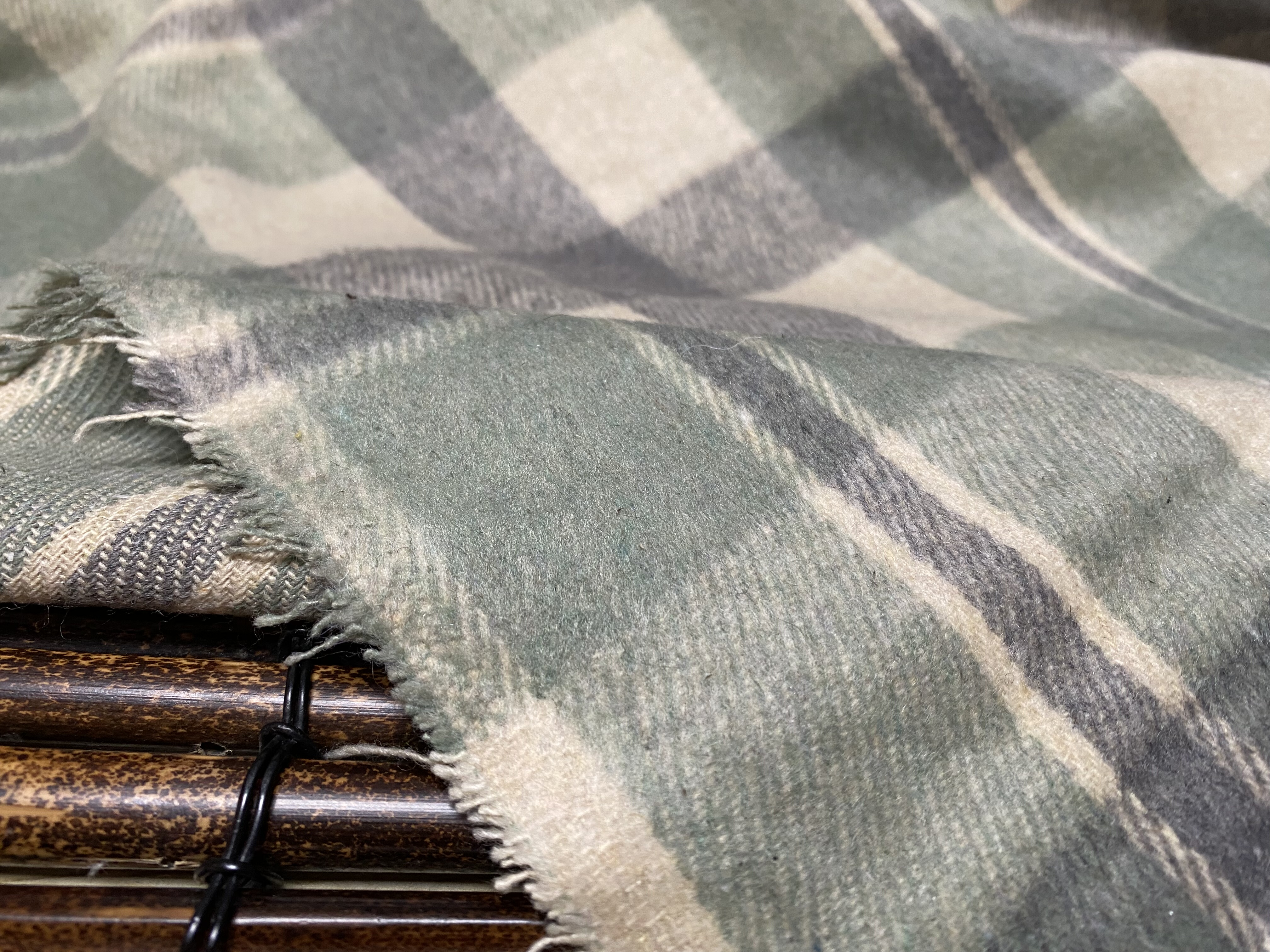 T1121 羊绒设计师布料2.2米×1.5米