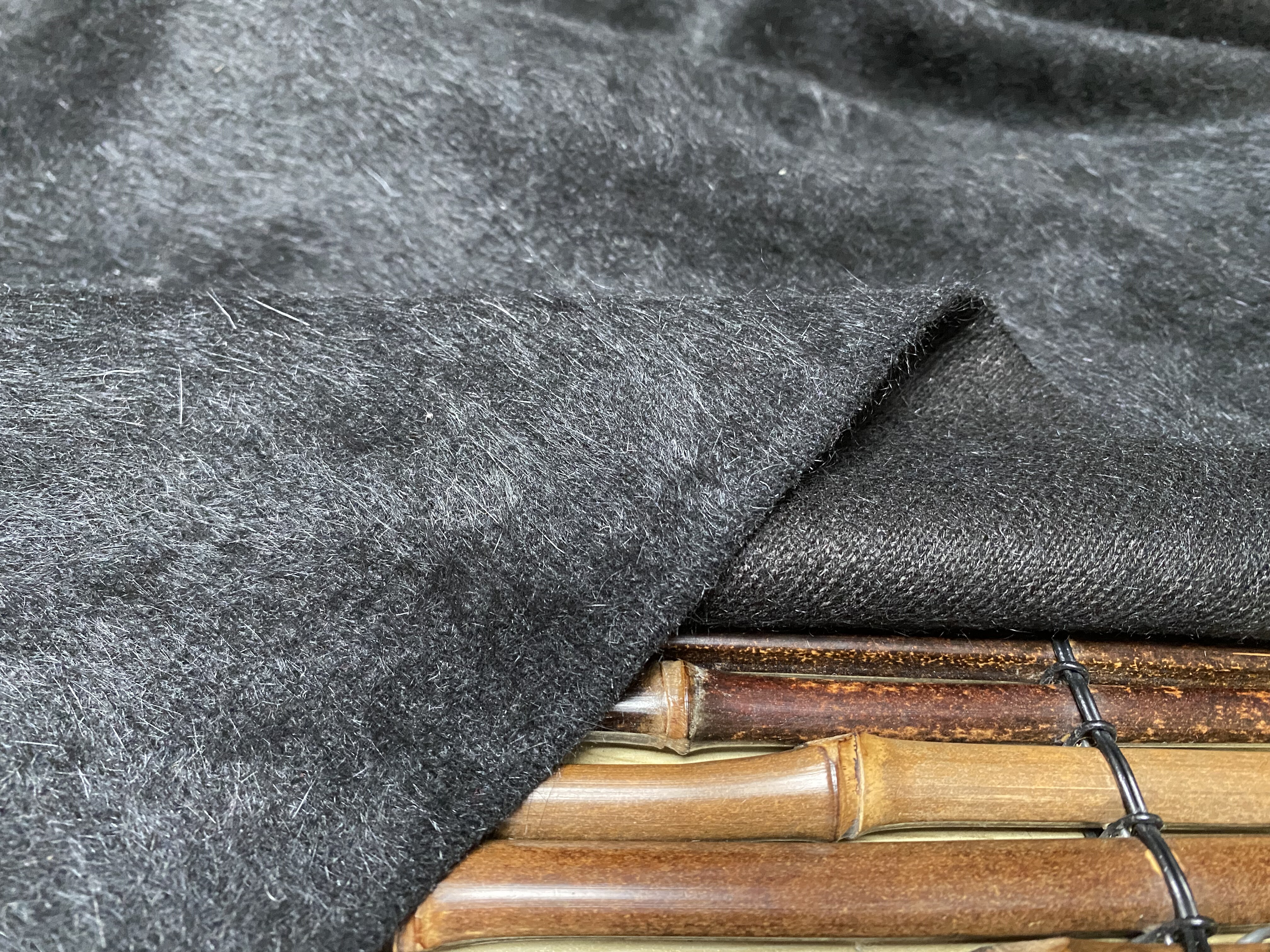 T1124 针织羊绒设计师布料1.4米×1.5米