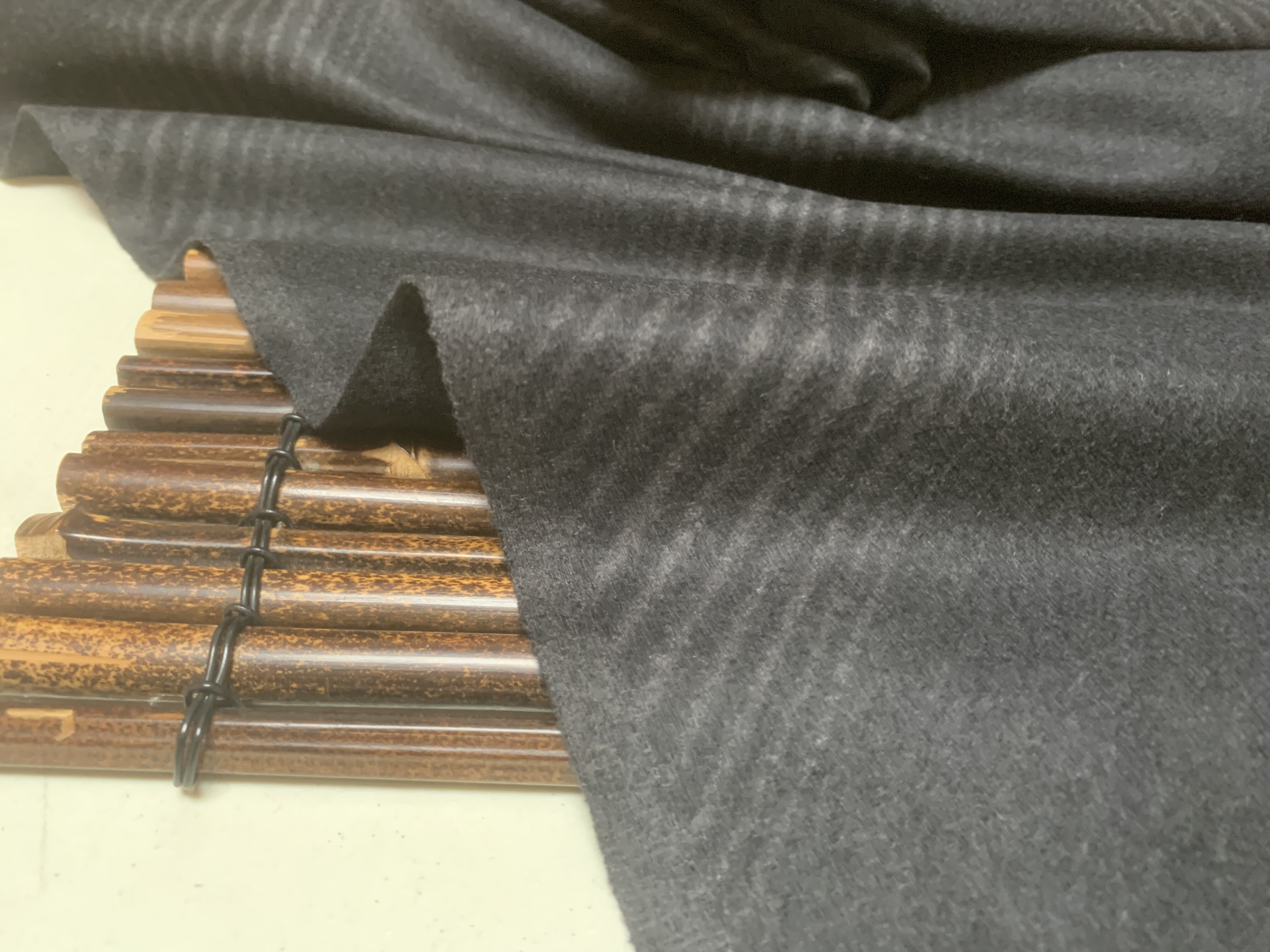 L1023 羊绒设计师布料1.80米乘1.55