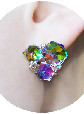 韩国新款绿色耳钉女魔方幻彩水晶黑耳饰通透立体方块蓝色小耳环夹