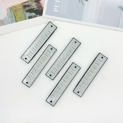 口琴儿童正品小学生塑料琴心音乐教具小学生初学吹奏乐器