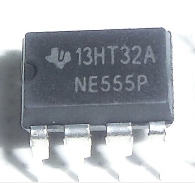 全新 NE555ICM7555 直插DIP-8脚 单高精度定时器 芯片IC集成块
