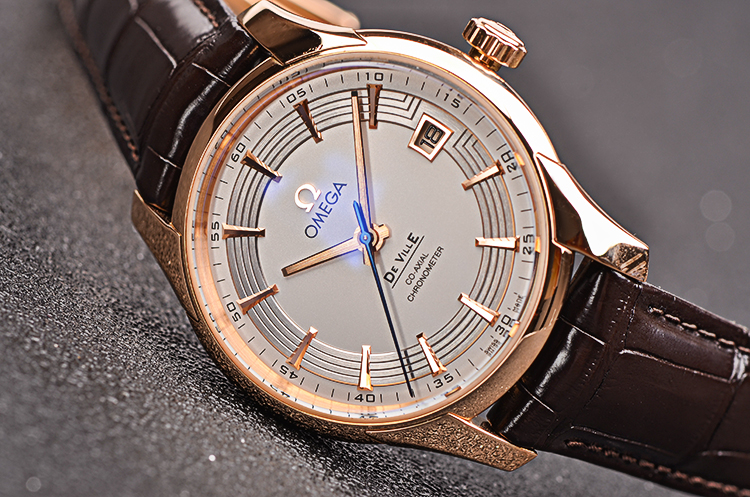 【98新】欧米茄蝶飞玫瑰金大三针日历男表431.63.41.21.02.001