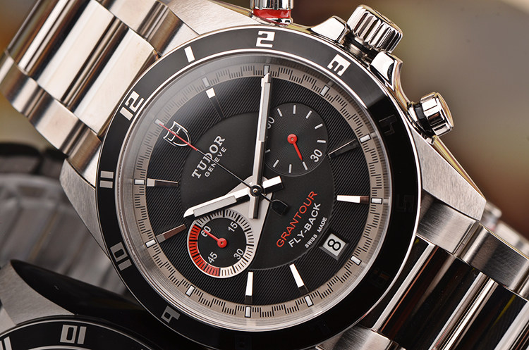 已售出【未使用品】帝舵GRANTOUR系列黑盘飞返计时日历男表20550N-95730