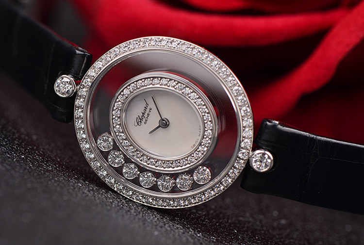已售出【98新】萧邦HAPPY DIAMONDS白金镶钻贝母面石英女表204292-1007
