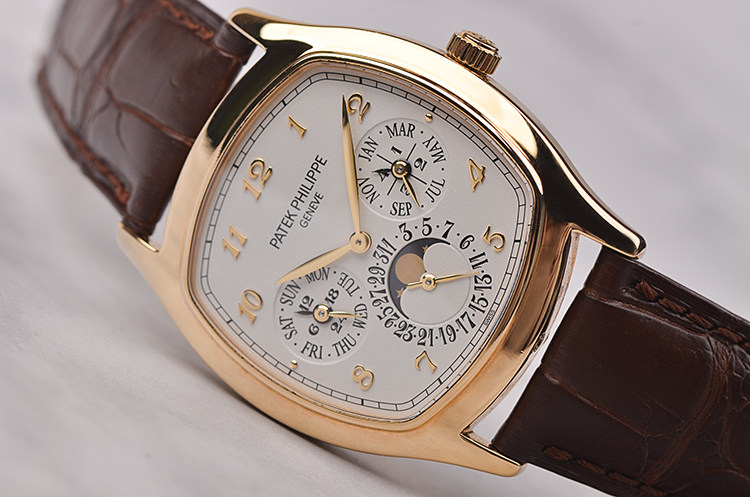 已售出【98新】百达翡丽超级复杂功能时计万年历月相自动男表5940J-001