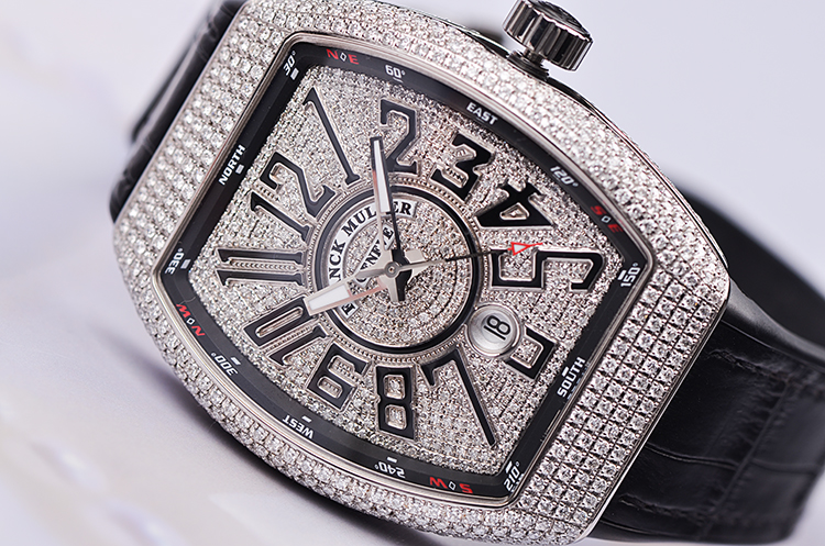 已售出【98新】法兰克穆勒精钢后镶钻大三针日历自动男表V45