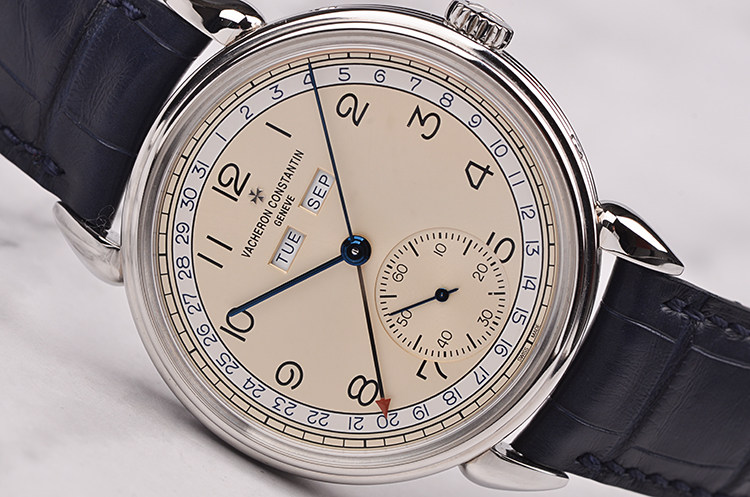 已售出【98新】江诗丹顿历史名作三重日历手上链男表3110V/000A-B426