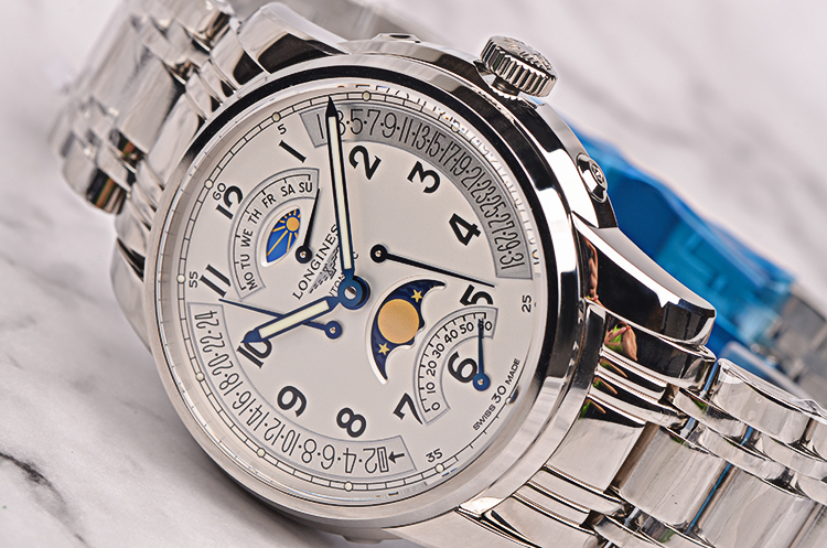 已售出【未使用品】浪琴GMT双历月相昼夜显示自动机械男表L2.764.4.73.6