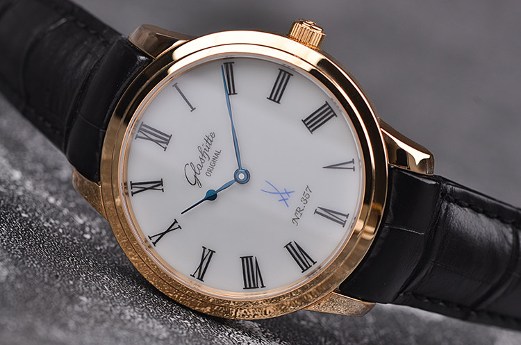 已售出【未使用品】格拉苏蒂玫瑰金梅森瓷面自动男表100-10-01-01-04