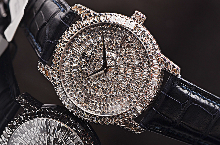 已售出【97新】江诗丹顿白金满钻两针手上链皮带男表81180/000g-9117