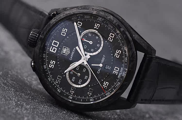 已售出【98新】豪雅卡雷拉锻造碳计时日历折叠扣皮带男表CAR2C90.FC6341