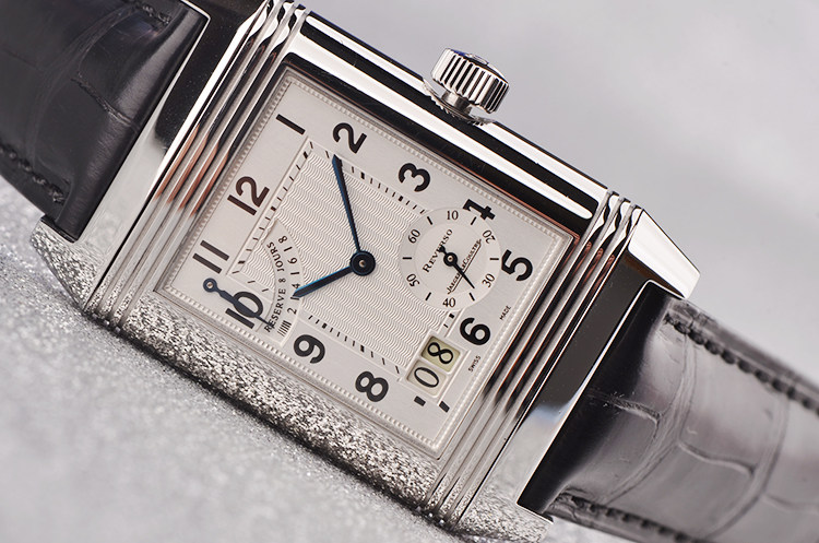 【97新】积家翻转面8日链动显日历手上链折叠扣皮带男表Q3008420