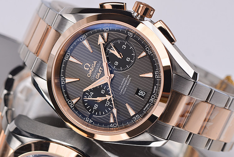 已售出【未使用品】欧米茄海马玫瑰金及钢计时男表231.20.43.52.06.001