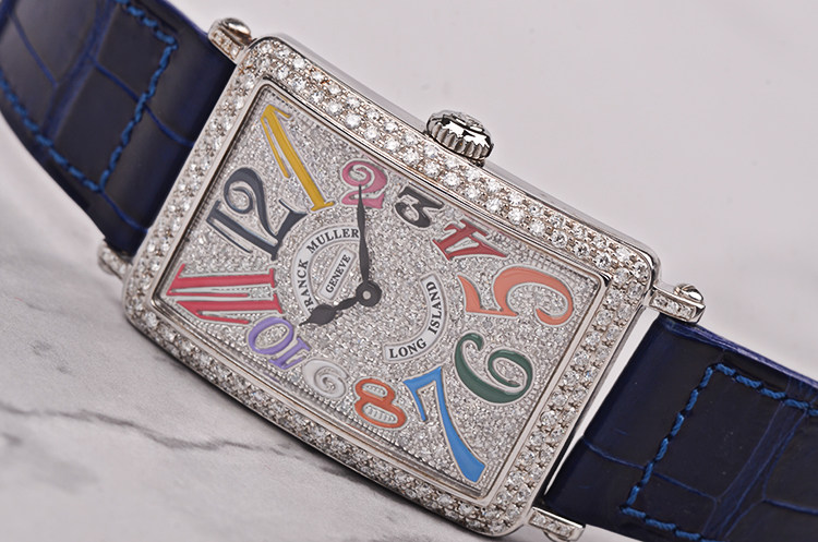 已售出【98新】法兰克穆勒长岛系列精钢镶钻彩字盘石英皮带女表952QZ