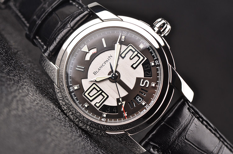 已售出【97新】宝珀进化系列八日链动显日历自动机械男表8805-1134-53B