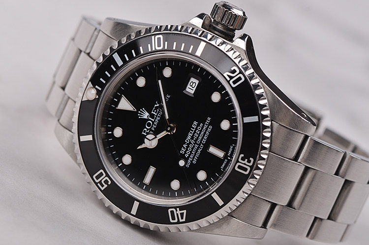 【97新】劳力士海使型1220米防水大三针日历钢带自动男表16600