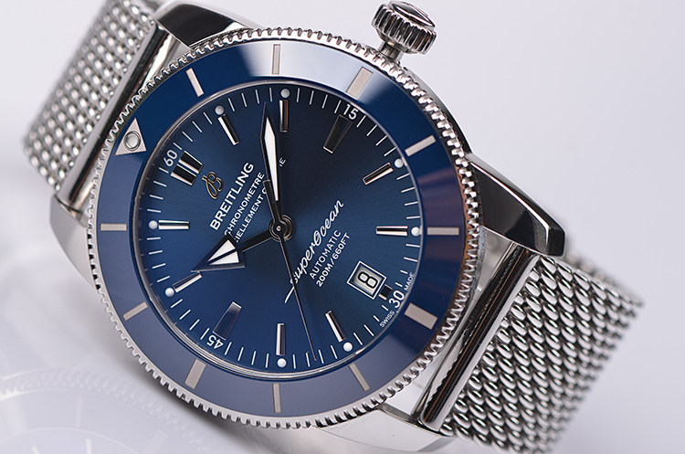 已售出【98新】百年灵超级海洋文化陶瓷圈大三针日历男表AB202016/C961