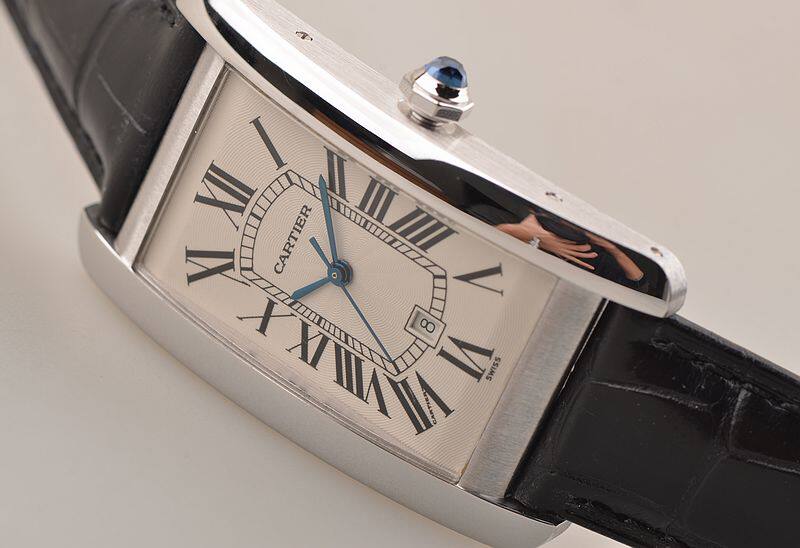 已售出【97新】卡地亚美国坦克白金大三针日历自动机械皮带男表W2603256