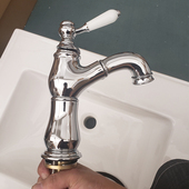 出口英国全铜抽拉式 龙头复古陶瓷把手冷热单孔洗面盆可旋转水龙头