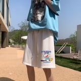 白色