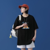黑色