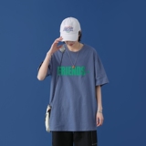 宝蓝色