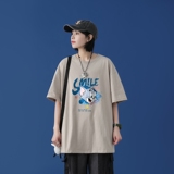 浅绿色