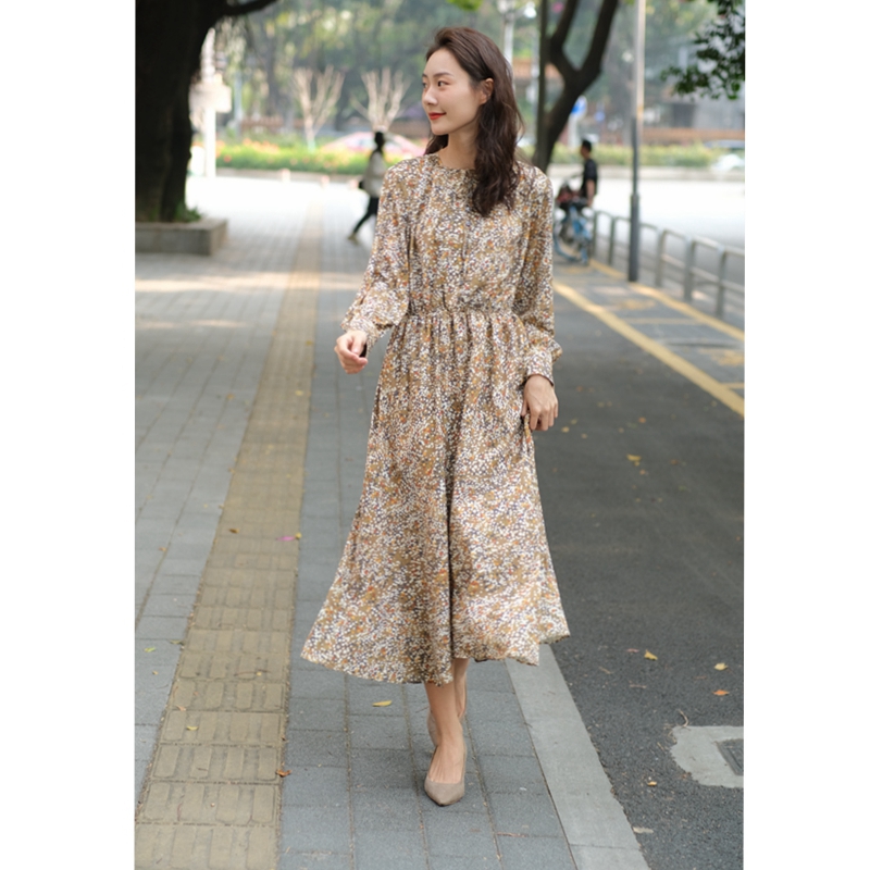 碎花长袖连衣裙高个子长裙