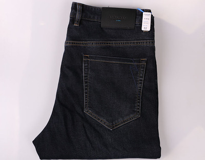 2022长裤牛仔裤艾尔一诺免烫