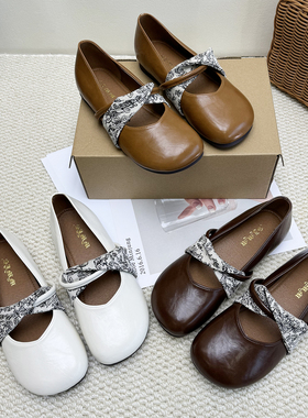 2026春季新款棕色玛丽珍鞋配裙子圆头交叉碎花带浅口单鞋女小皮鞋