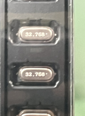 4X7贴片32.768K晶振谐振小49SMD迷你型3068 32.768KHZ 12.5PF