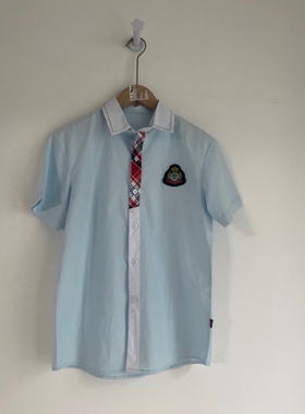 郑州市二七区汝河路小学夏季校服短袖衬衫浅蓝色纯棉短袖衬衫