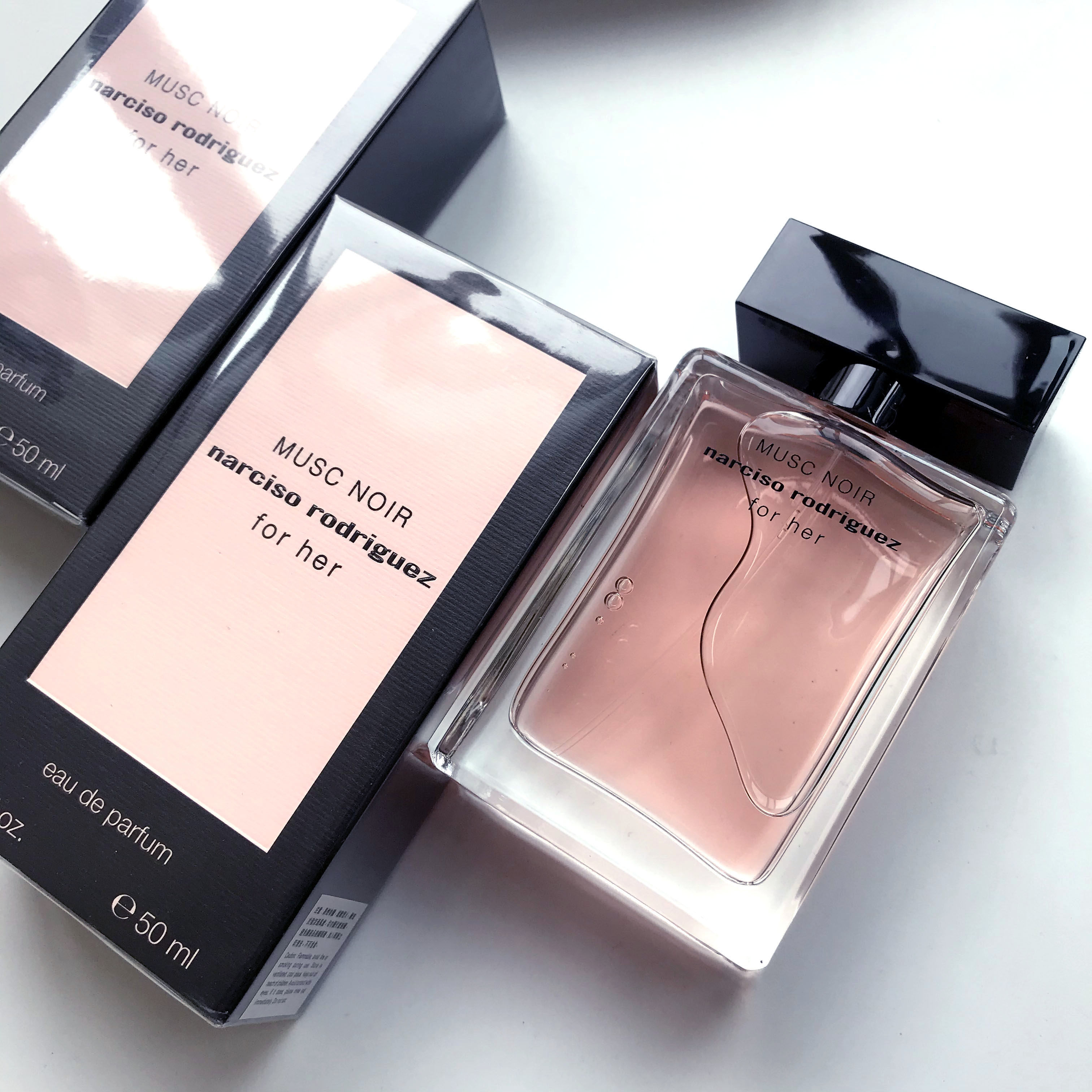 法国narciso 纳茜素 musc noir 深邃迷情女士香水30ml50ml100ml