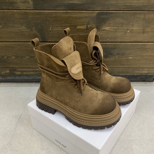 增高6cm~磨砂牛皮厚底马丁靴
