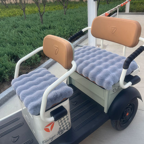 电动三轮车坐垫电四轮轮座垫套毛绒冬季加厚保暖泡泡绒坐垫