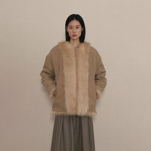 【现货】Piacevole e 25AW 两面穿拼接毛领驼色外套 DOUBLEBOO
