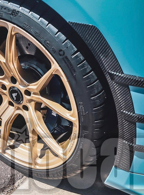 宝马G87 M2 oiomotors改装MP款前后叶子板轮眉风刀 翼子板扰流