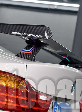 宝马全车系通用F8x M2 M3 M4 M Performance款立式竞技碳纤维尾翼