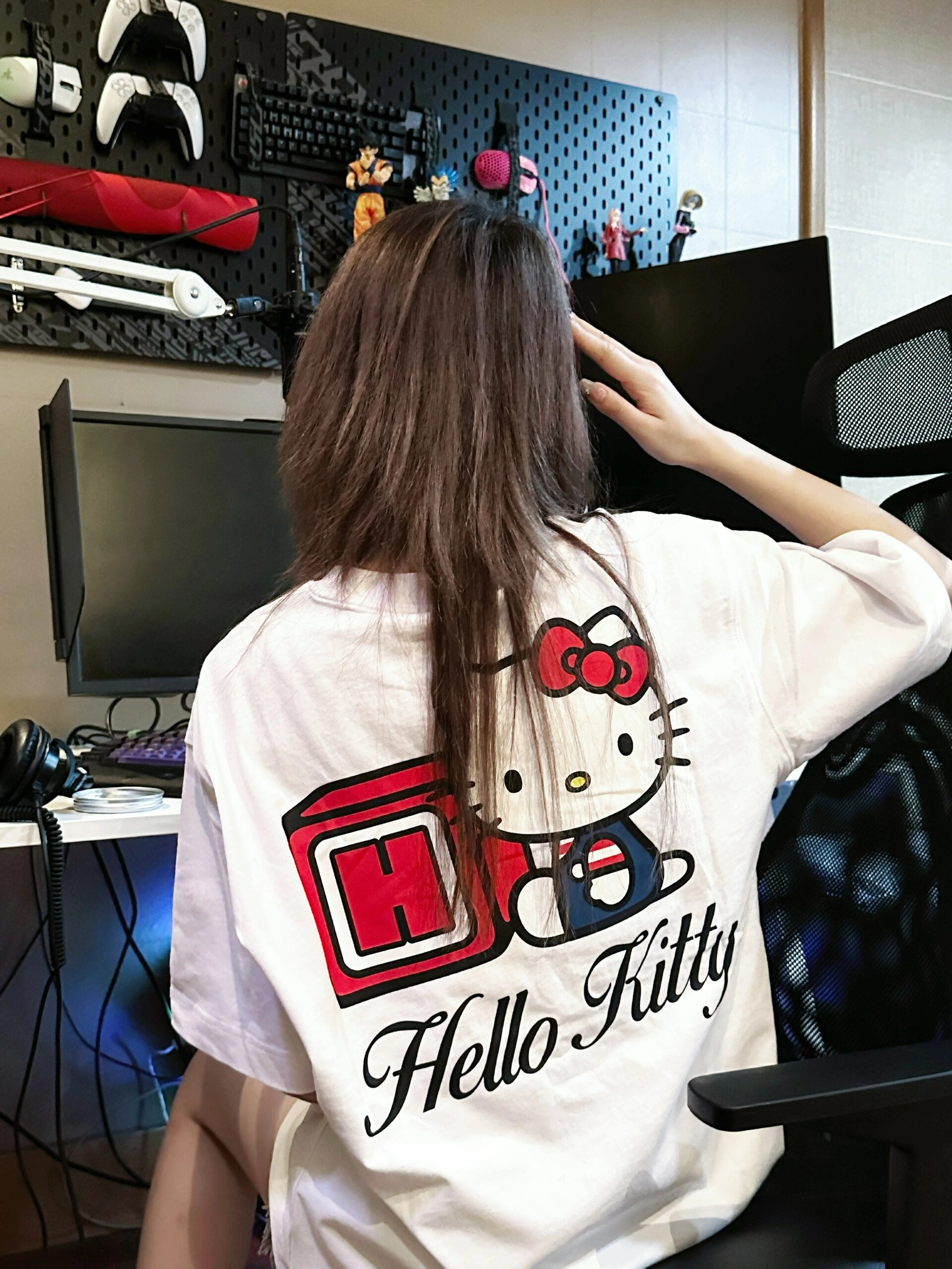 T0925-P25 潮学院风HelloKitty短袖T恤女夏季新款情侣半袖上衣图片