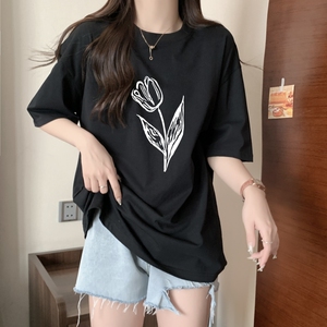 T0373-P30 100%棉精梳纯棉 简约手绘花朵印花夏装短袖T恤女宽松图片