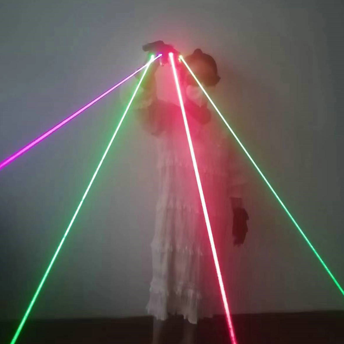 彩色激光手套LED发光手套钢铁侠镭射手套蹦迪激光舞表演道具