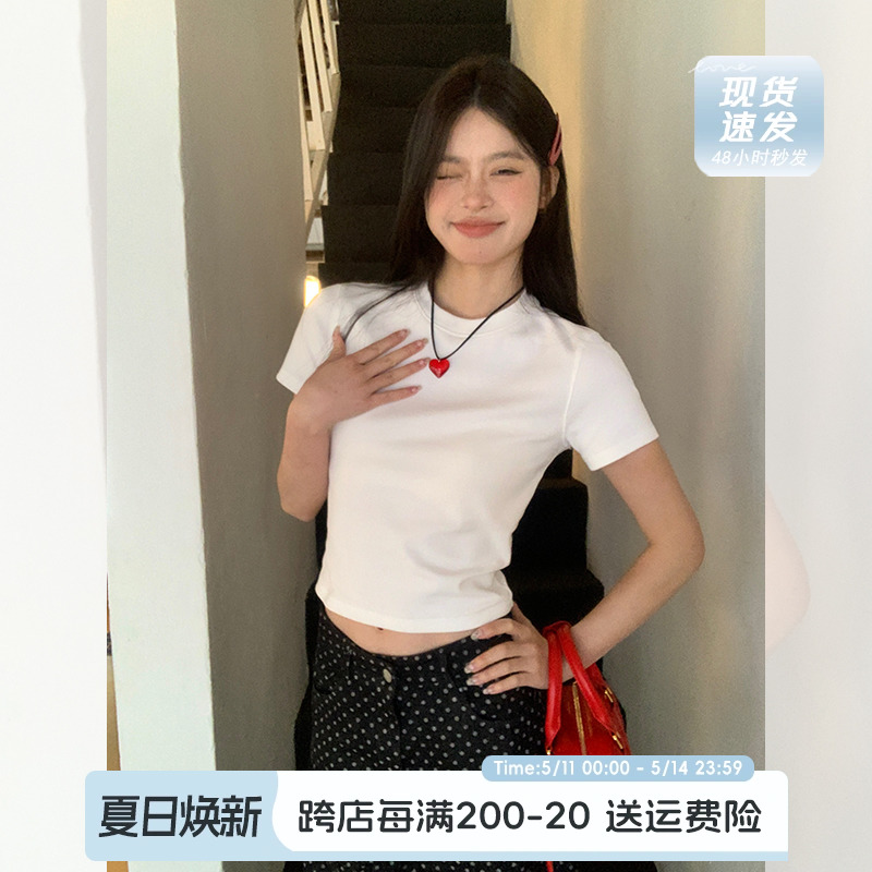 宋正恩正肩白色短袖t恤女2024夏季新款修身显瘦辣妹圆领短款上衣