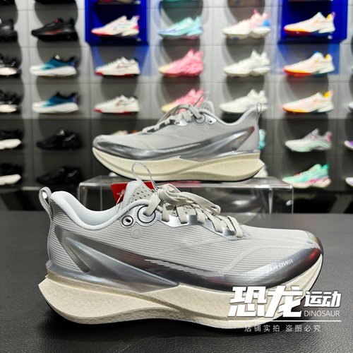 李宁女子跑鞋减震回弹