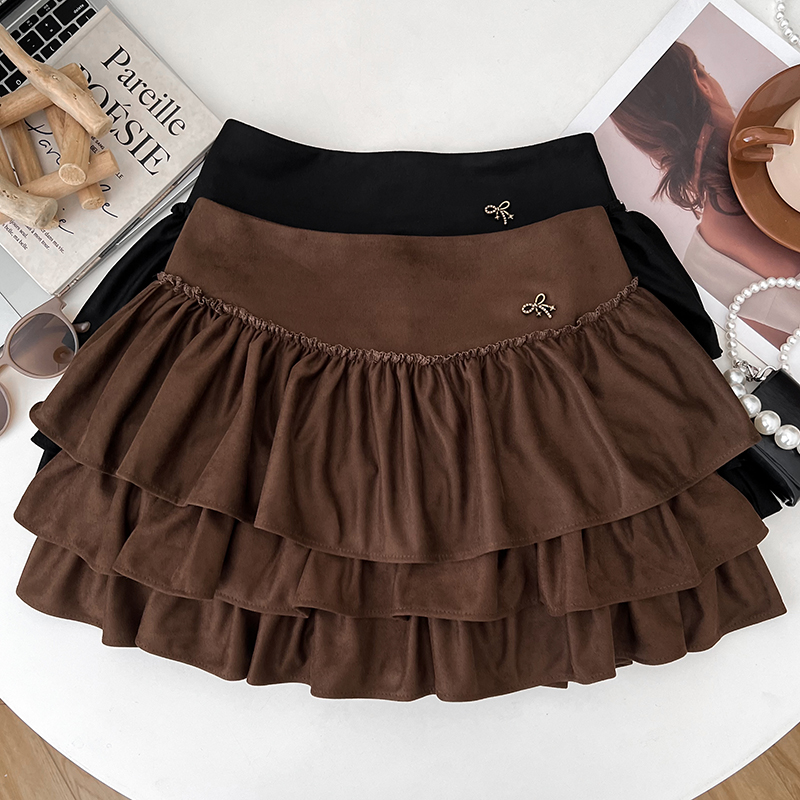 鹿皮绒荷叶边半身裙防走光短裙