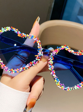 新款彩色手工碎石爱心太阳镜