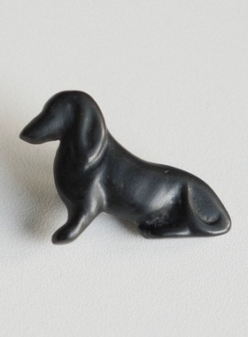 25mmx29mm一颗价德国JIM树脂黑色待命的猎獾犬腊肠犬造型纽扣