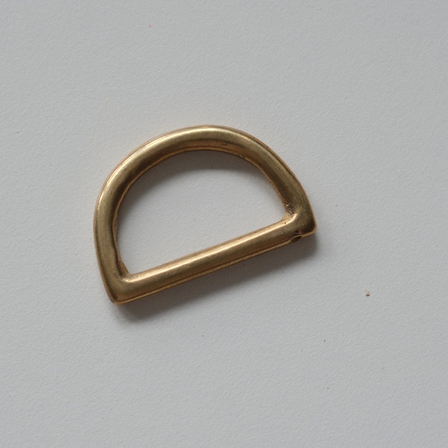 厚重感黄铜材质D型环内径33mm