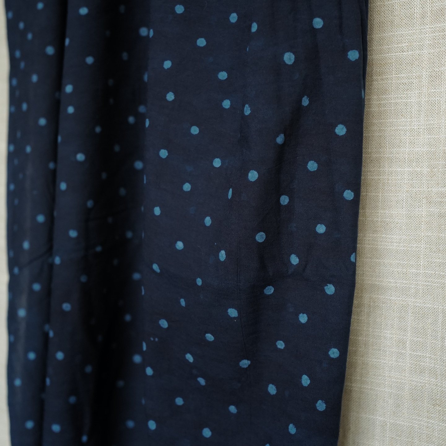 靛蓝榎木波点印度棉布